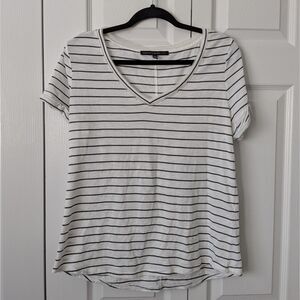 WHITE HOUSE BLACK MARKET WHBM Striped White Green V-Neck Short Sleeve Tee Large